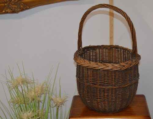Vintage wicker shopping - vintage,