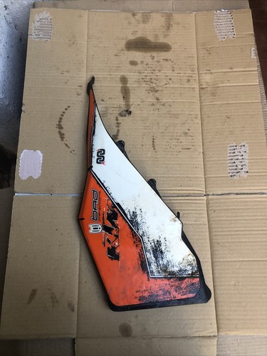 Plastic fairing sides filter