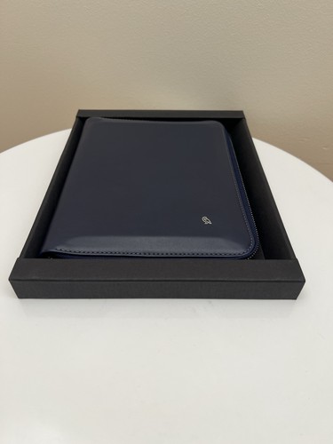 Bellroy qantas navy blue - x,