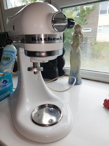 Kitchenaid classic white stand - kitchenaid,