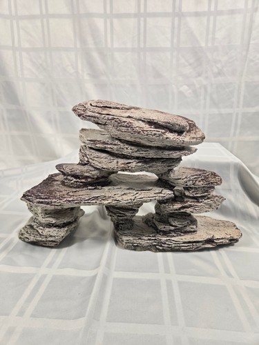 Stacked rock ledge aquarium - rock,