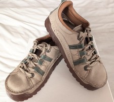 The ART Company Cream Skyline