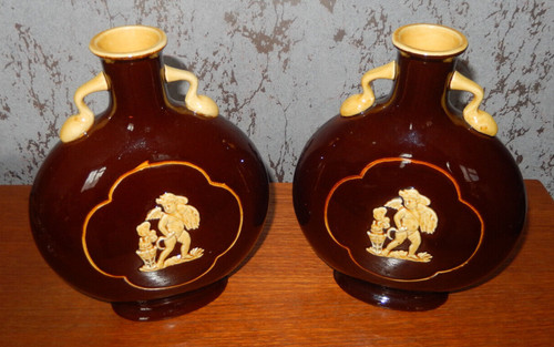 Pair moon flasks - flasks, sur