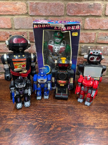 Vintage robot toy lot boxed - lot, +