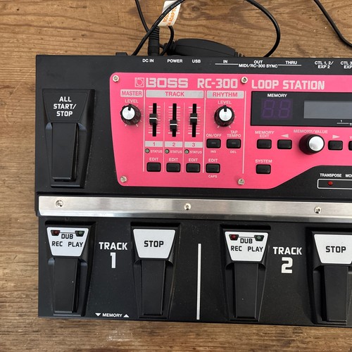 Boss 300 looper guitar - looper,