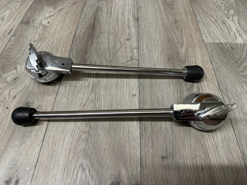 Yamaha bass drum spurs - drum, legs