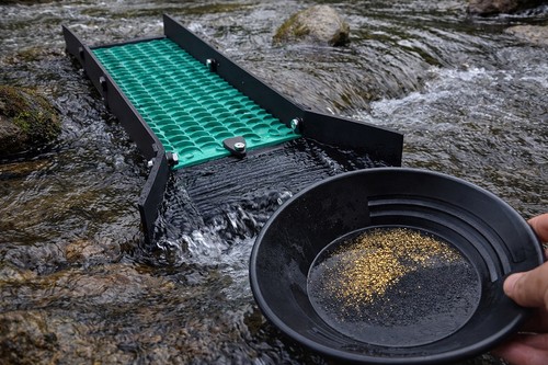 Gold prospecting sluice - gold,