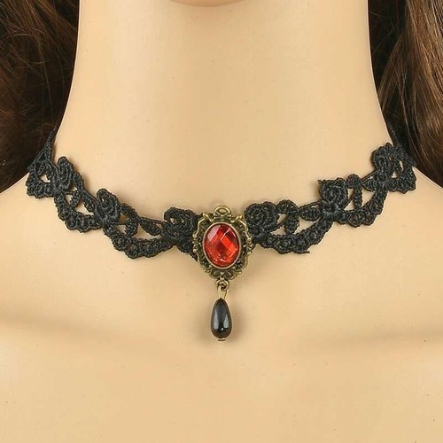 Gothic black lace necklace - black,