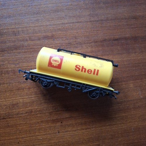 Hornby 227 yellow shell - yellow,