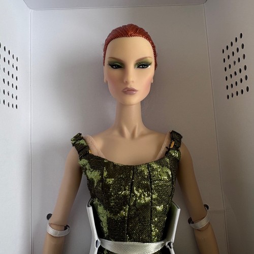 Absinthe elyse jolie doll - elyse,