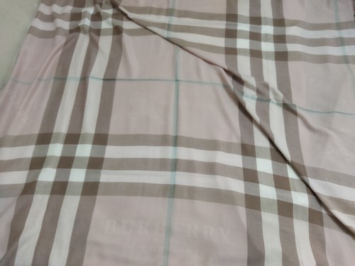 Burberry london scarf - london, wool