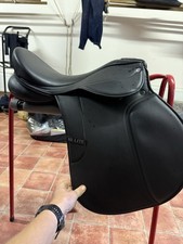 Wintex All Purpose Saddle Hi-Lite Black 17 Inch Good Condition