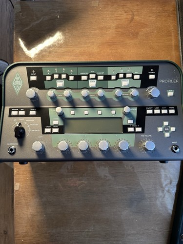 Kemper profiler with foot - with,