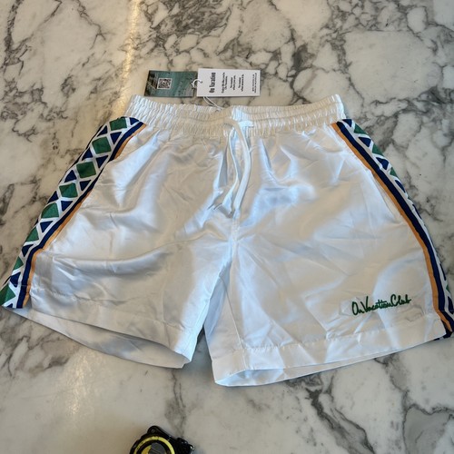 Vacation mens swimming - on,