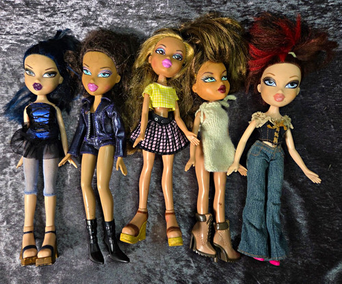 Bratz dolls bundle mga - bratz,