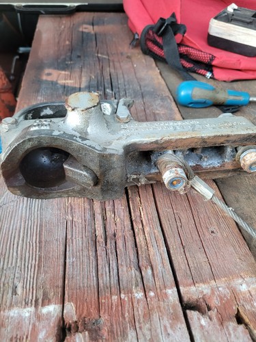 Bradley double lock hitch - bradley,