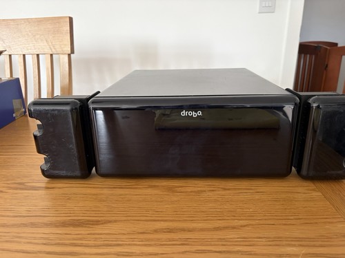 Drobo rack mount - rack,
