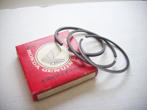 New original piston - original, rings