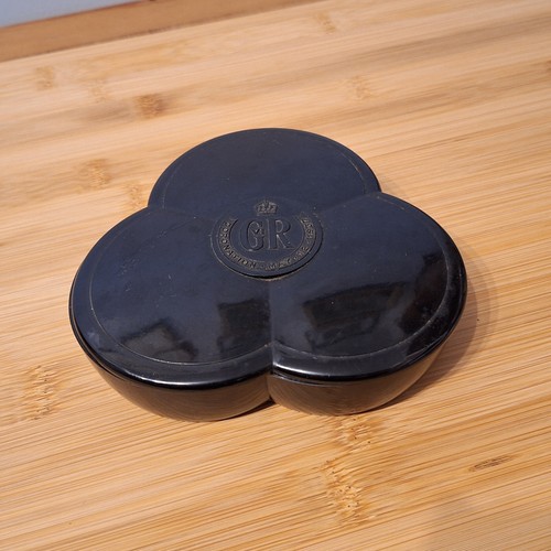 Vintage black bakelite - black,