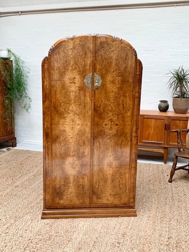 Small art deco figured - art,