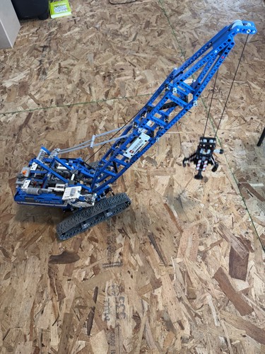 Lego technic crawler - technic:, crane