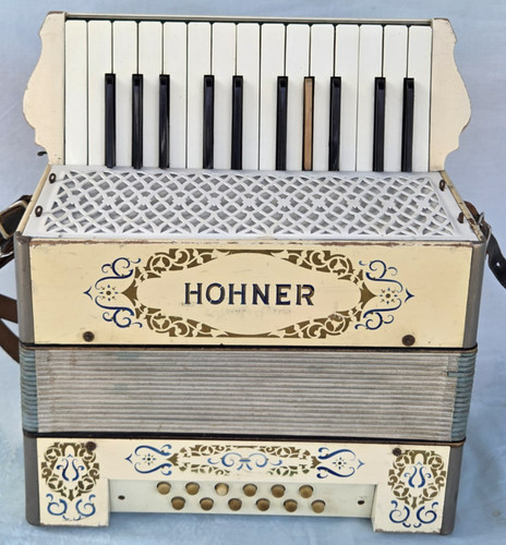 Vintage hohner piano - hohner, accordion