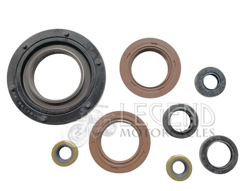 Suzuki rgv250 engine oil seal - suzuki,