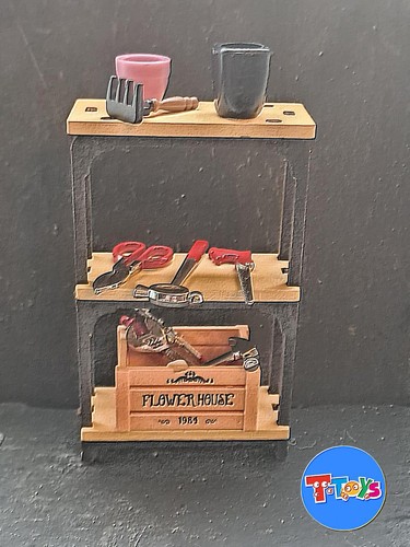 Scale dolls house - dolls,