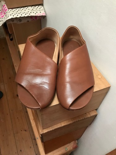 Marsell flat open toe caramel