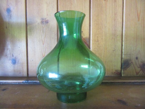 Vintage green glass hurricane - green,