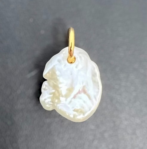 Baroque keshi pearl pendant - pearl,