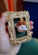 Taxidermy Queen Elizabeth