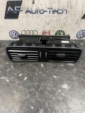 2011 VW Passat  - Centre Dash