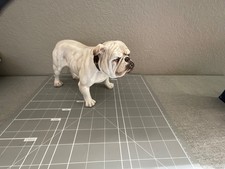 LARGE ROYAL DOULTON LARGE BULLDOG HN 1072. EXCELLENT BULL DOG