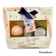 Bath Bomb Gift Set Asquith & Somerset You Do You Trio Bath Body Oil Body Scrub