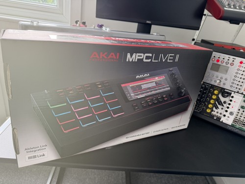 Akai professional mpc - professional, ii