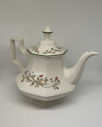 Eternal beau teapot - eternal,