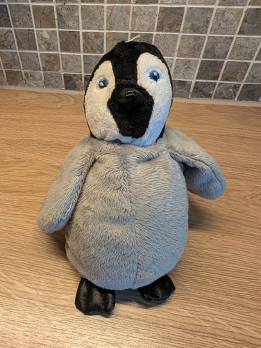Happy feet penguin egg - feet,