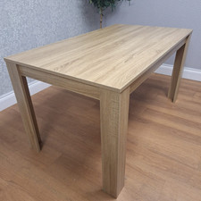 Dining table, 4 chairs and