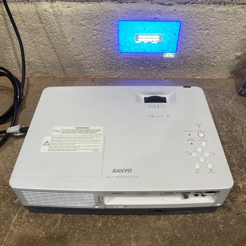 Sanyo plc xd2200 3lcd - sanyo, plc-xd2200
