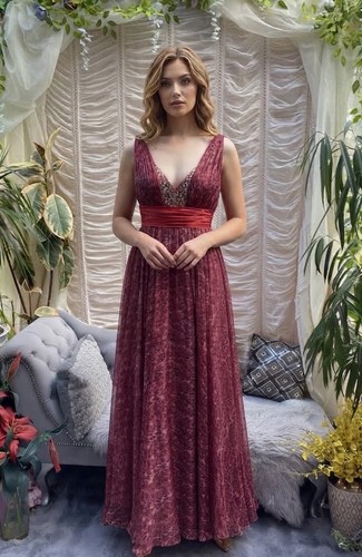 Red sleeveless embellished - red,