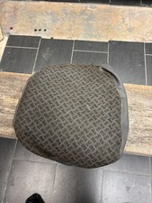 Land rover defender front