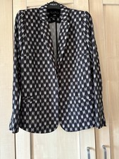 Smart Black And White