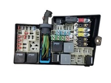 FORD FOCUS Fuse Box 1596