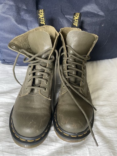 Martens green boots size 4 - boots,