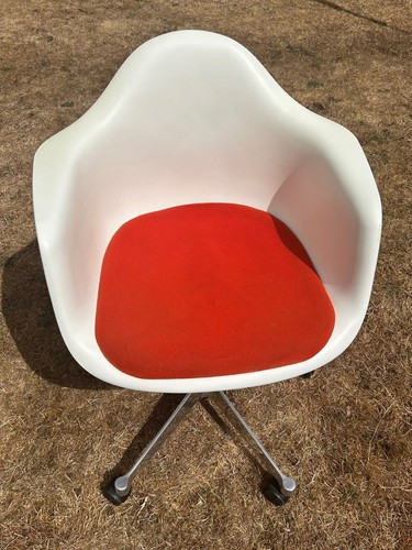 Authentic vitra eames pacc - authentic,