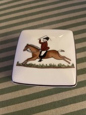 A Wedgwood Hunting Scenes