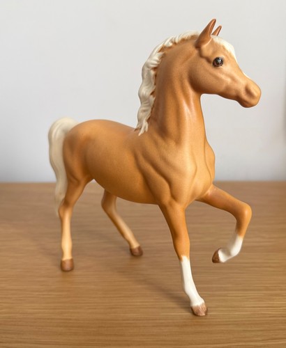 Beswick horse pony - horse, prancing