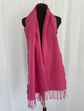 GANT pink 100% Wool scarf with