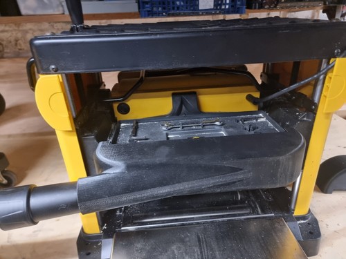 Dewalt dw733 planer - dewalt, dust